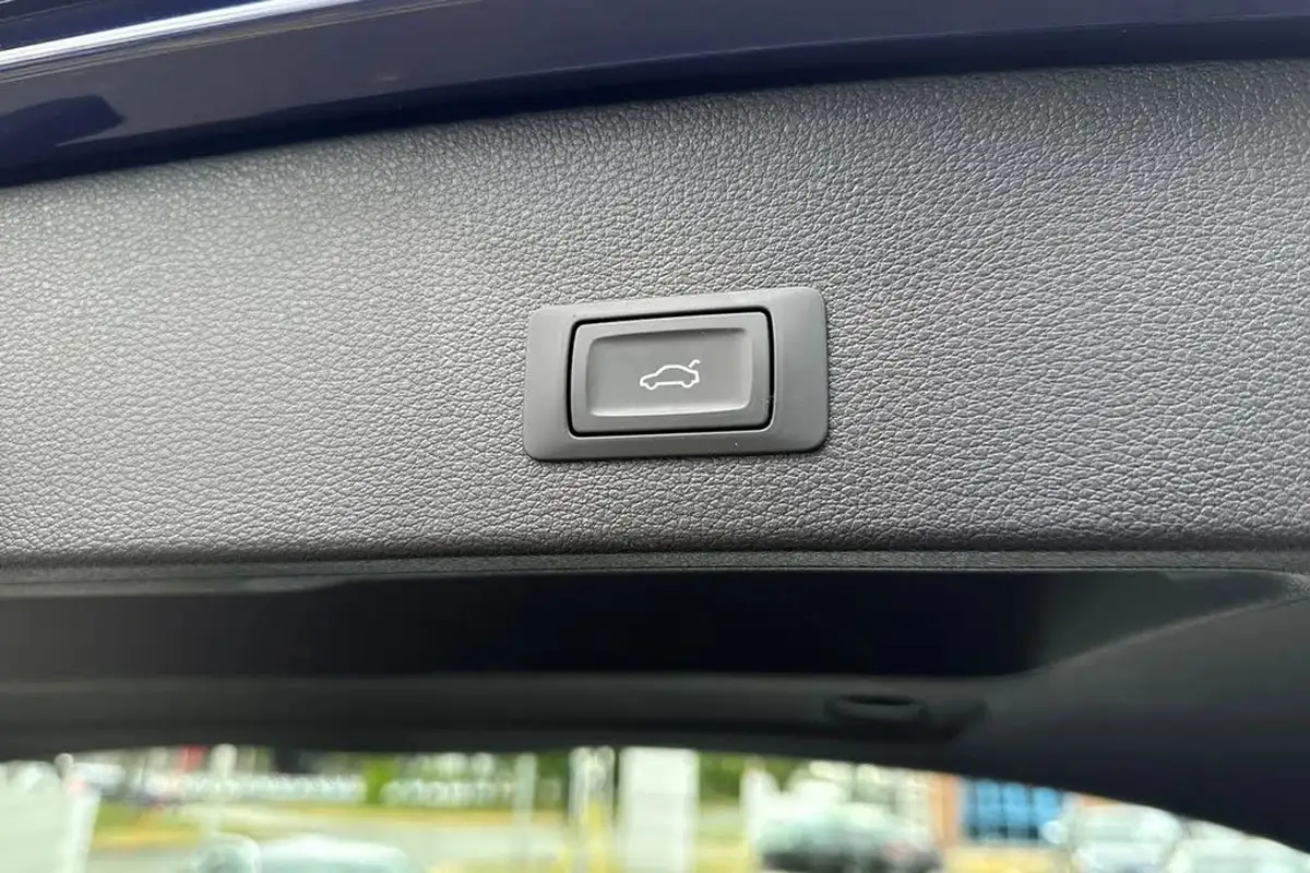 2022-audi-q2-20-35-tdi-s-line-big-60