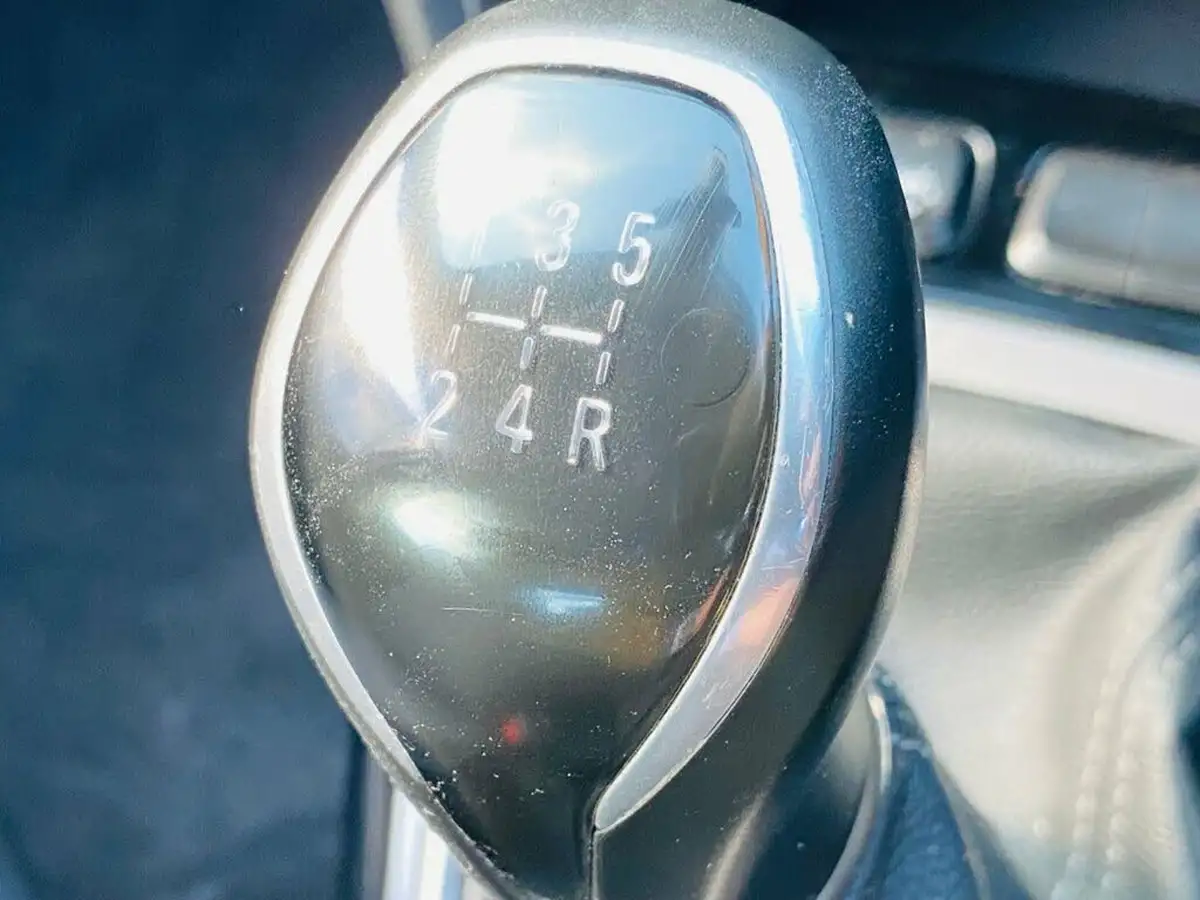 2020-vauxhall-corsa-12i-se-big-26