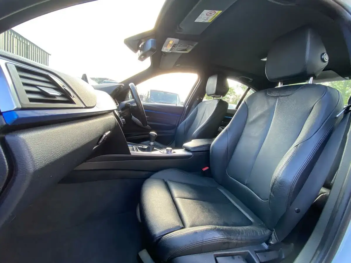 2017-bmw-3-series-20td-320d-m-sport-saloon-4d-big-52