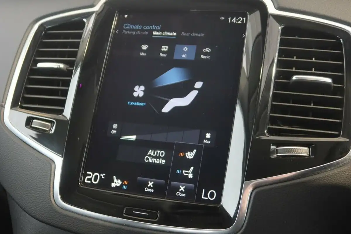 2021-volvo-xc90-20-t8-inscription-390bhp-big-25