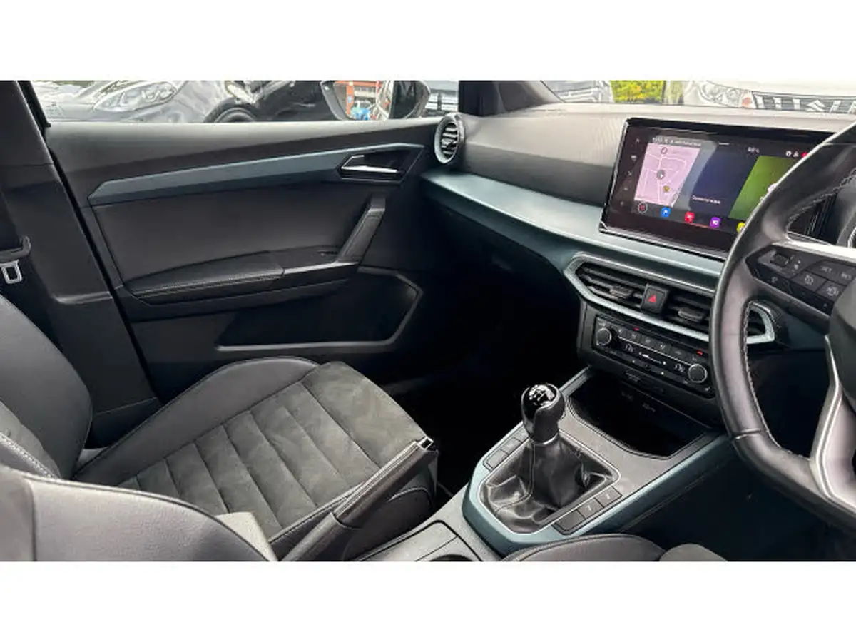 2022-seat-arona-10-tsi-xperience-big-13