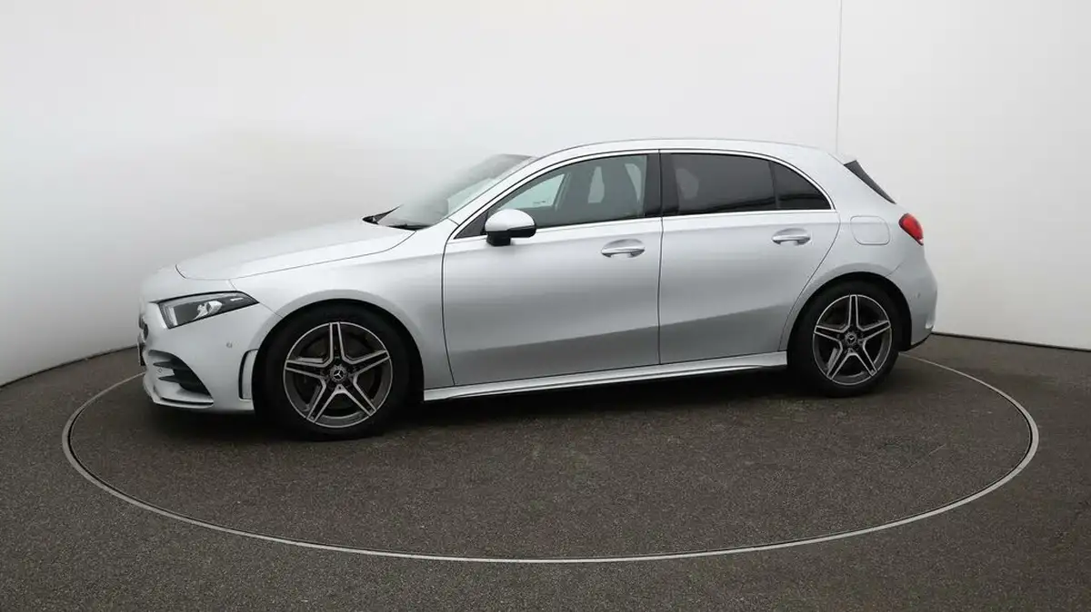 2021-mercedes-benz-a-class-20-a250-amg-line-executive-hatchback-5d-big-65