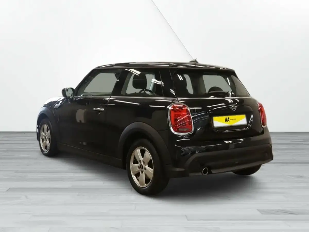 2021-mini-cooper-15-cooper-classic-hatchback-3d-big-3