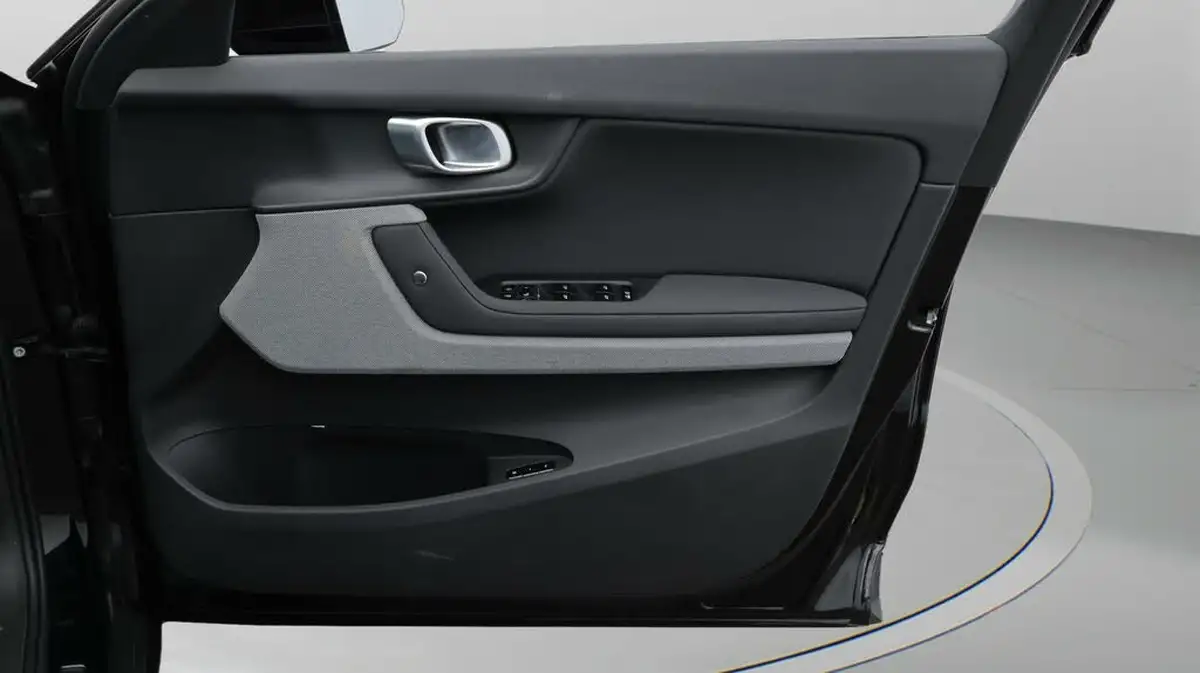 2022-polestar-polestar-2-e-ps2-170kw-standard-single-big-15