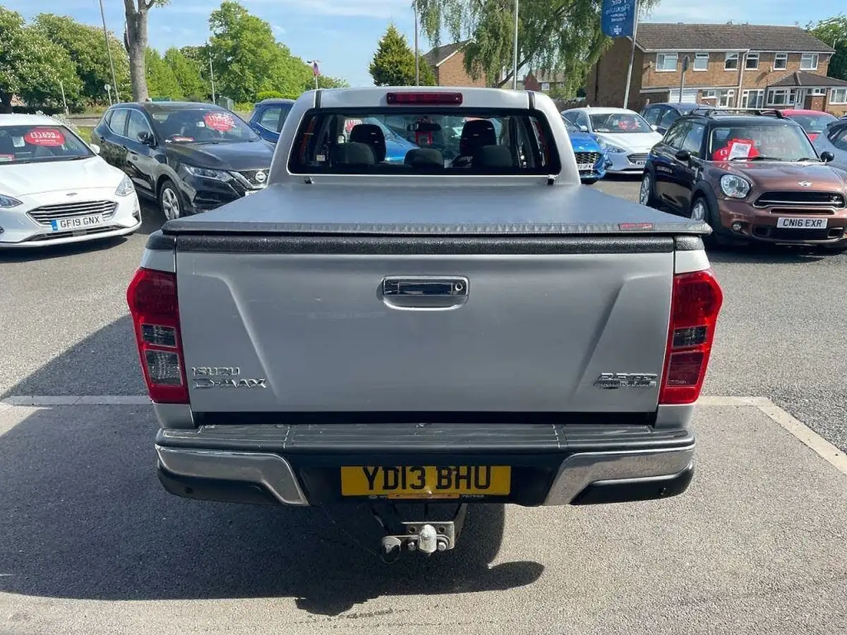 2013-isuzu-d-max-25td-yukon-big-5