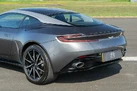2017-aston-martin-db11-52-v12-launch-edition-small-9