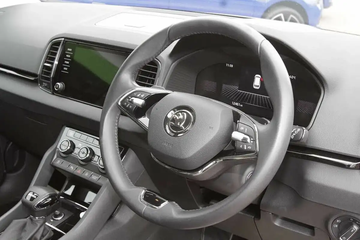 2023-skoda-karoq-15-tsi-se-l-dsg-big-5