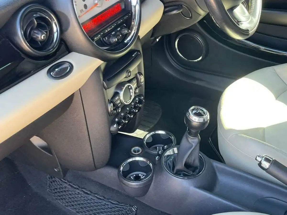 2011-mini-cooper-20td-cooper-sd-hatchback-3d-big-30
