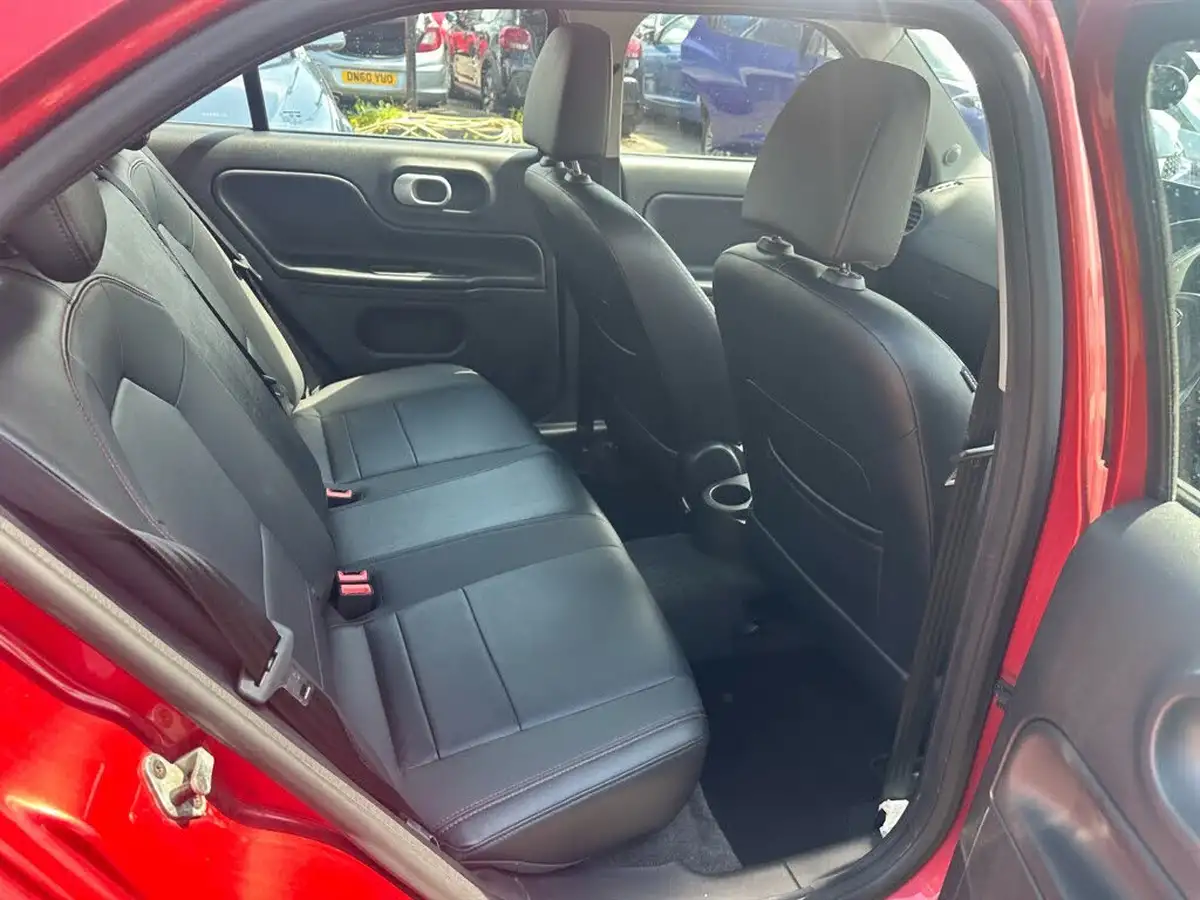 2017-mg-mg3-15-vti-tech-3style-ss-big-7