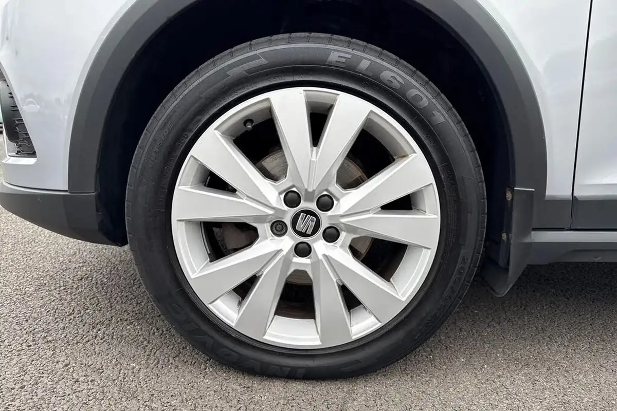 2019-seat-arona-16tdi-se-technology-lux-115ps-ss-big-12