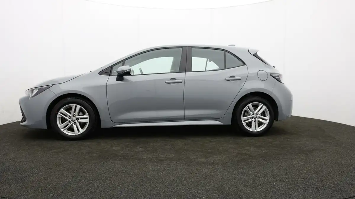 2022-toyota-corolla-18-vvt-i-icon-120bhp-trk-hatchback-5d-big-65