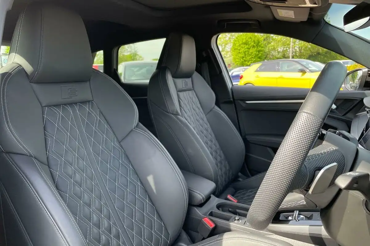 2024-audi-s3-20-tfsi-black-edition-310ps-sportback-5d-big-23