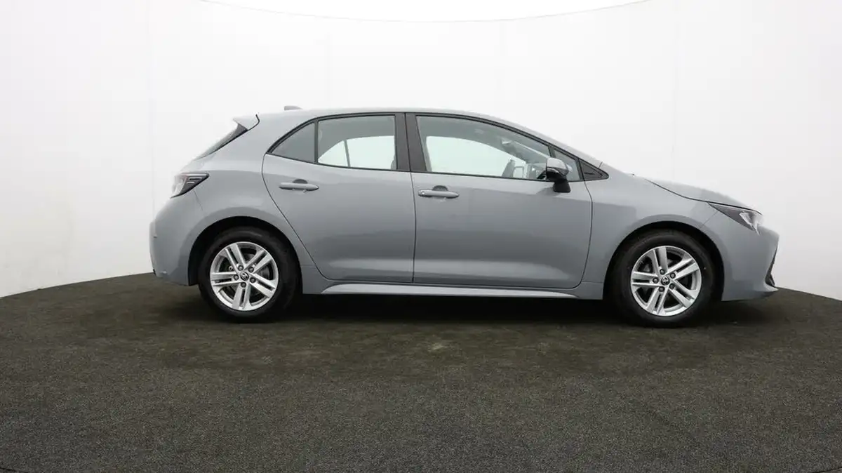 2022-toyota-corolla-18-vvt-i-icon-120bhp-trk-hatchback-5d-big-37