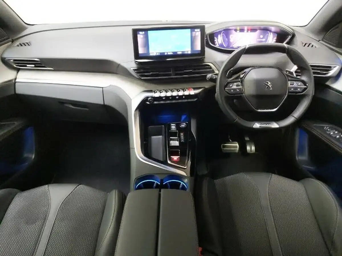 2024-peugeot-3008-suv-12-puretech-gt-136ps-hybrid-e-dsc6-big-2