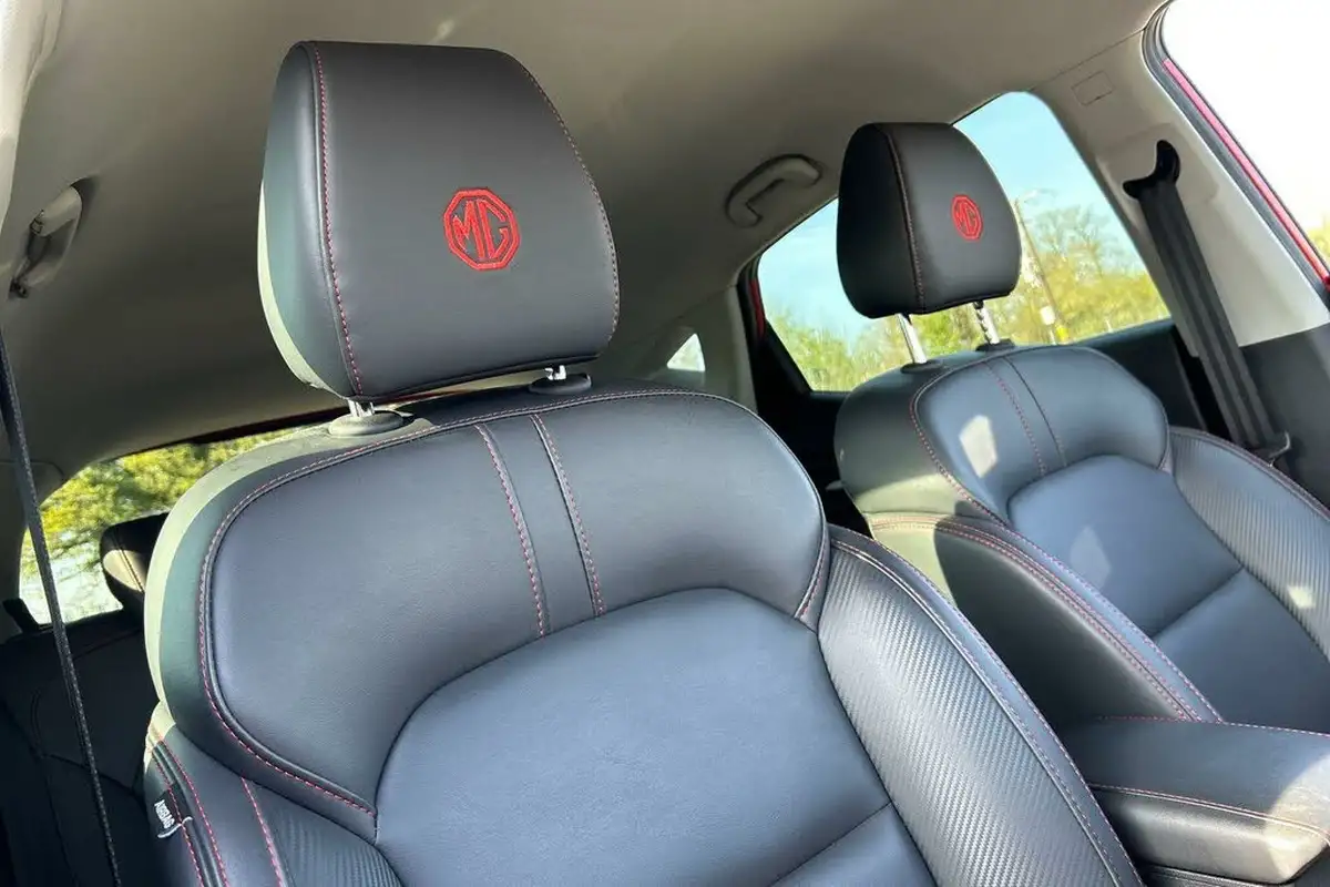 2024-mg-zs-suv-10t-gdi-exclusive-big-23