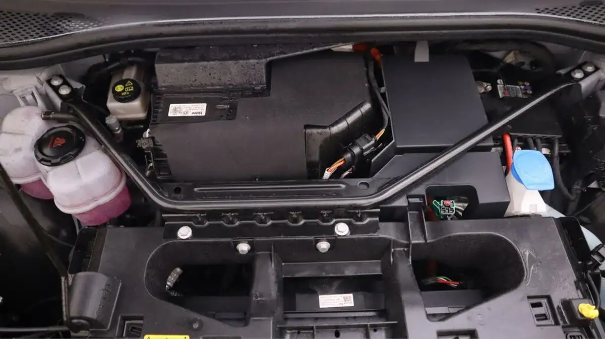 2022-volkswagen-id4-e-life-148ps-52kwh-pure-performance-big-18