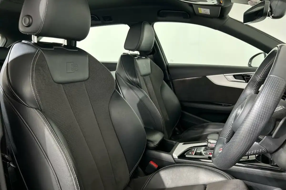 2019-audi-a4-avant-20-40-tfsi-sport-big-21