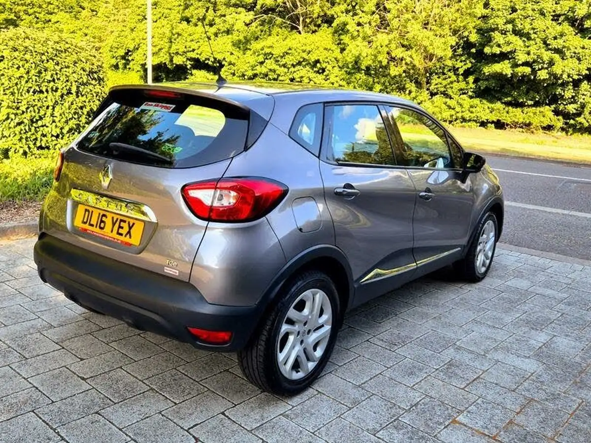 2016-renault-captur-09-dynamique-nav-big-2