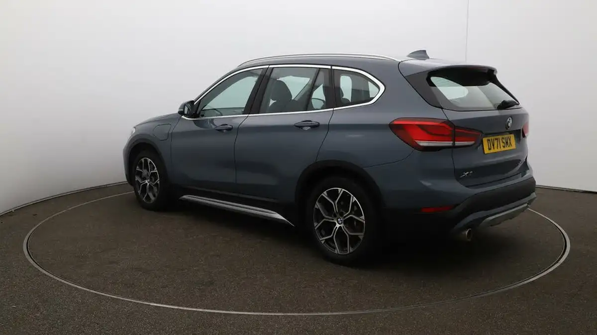 2021-bmw-x1-15-xdrive-25e-phev-xline-big-62