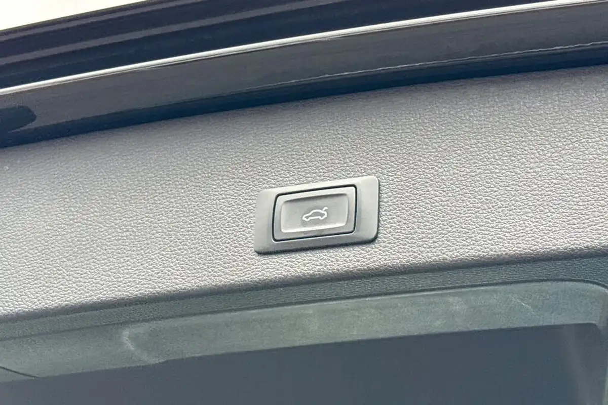 2020-audi-q2-16-30-tdi-s-line-tronic-big-34