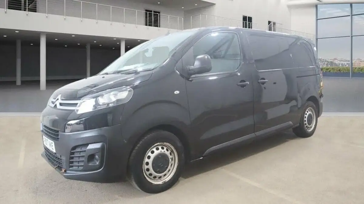 2017-citroen-dispatch-16bluehdi-x-m-1000-95pseu6-big-0