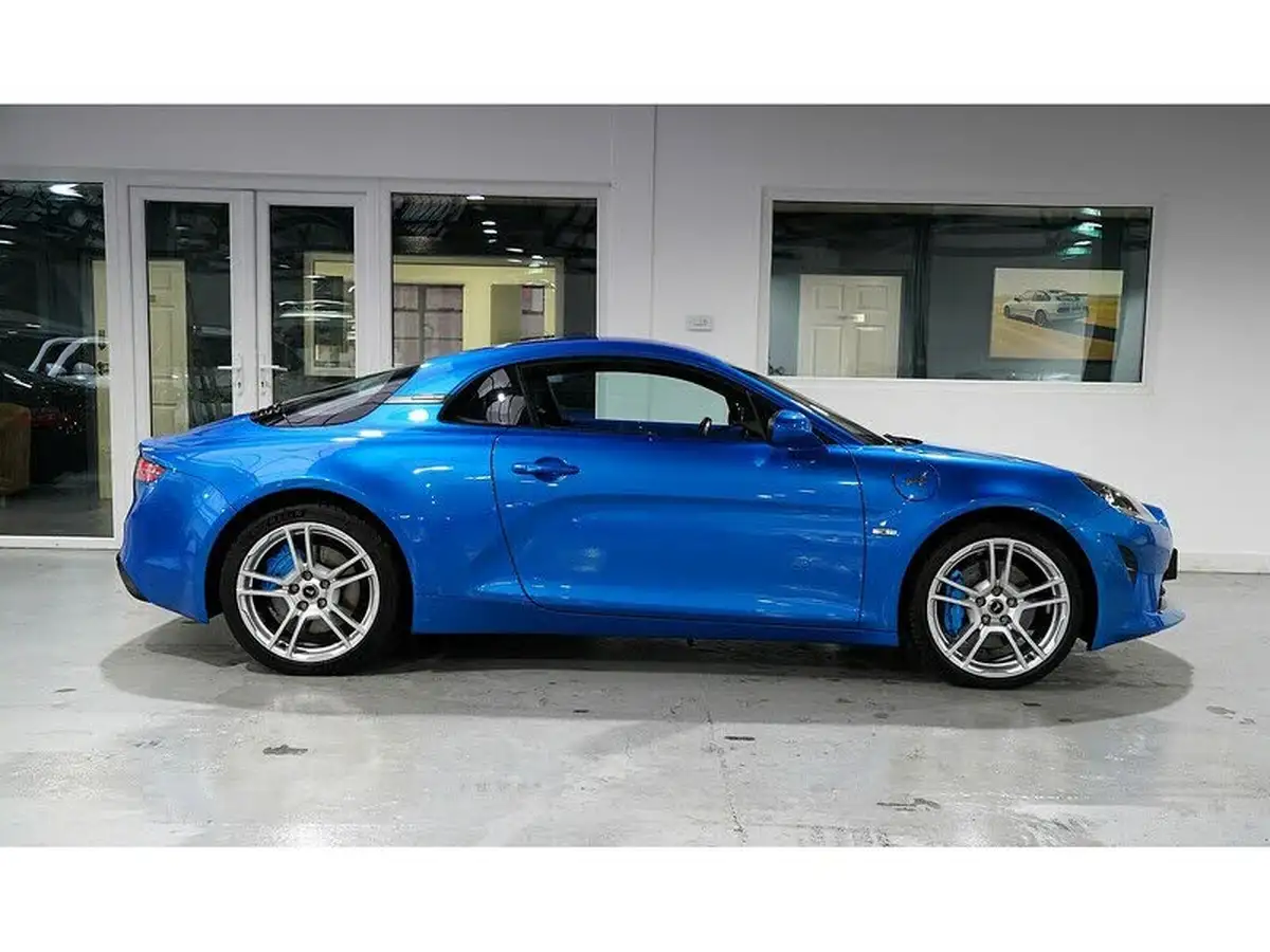 2025-alpine-a110-18-t-no-trim-big-8