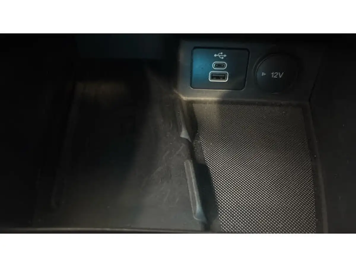 2023-ford-focus-10t-st-line-x-155ps-hybrid-mhev-hatchback-powershift-big-38