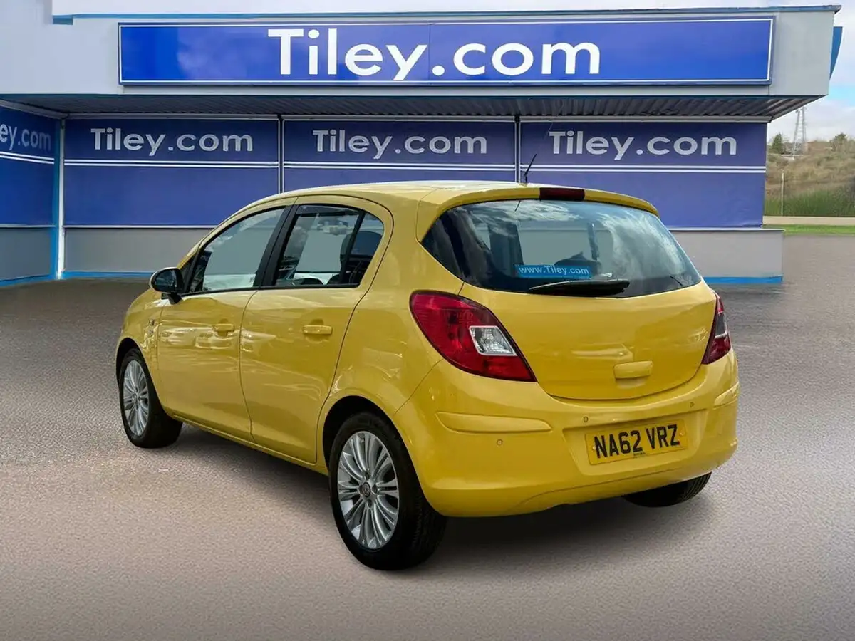 2012-vauxhall-corsa-big-6