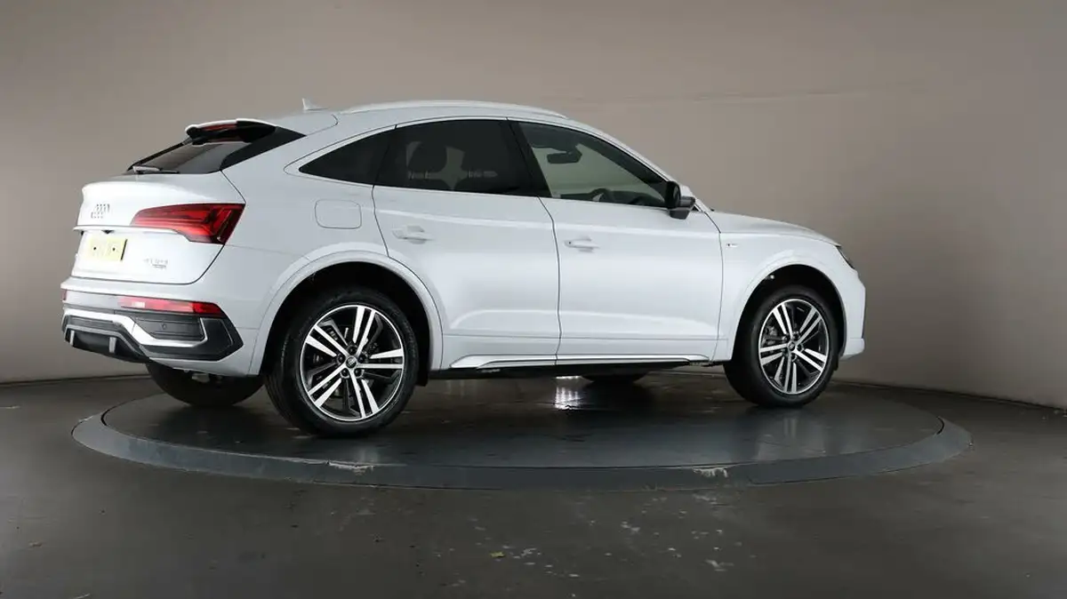 2022-audi-q5-20-45-tfsi-s-line-sportback-big-65