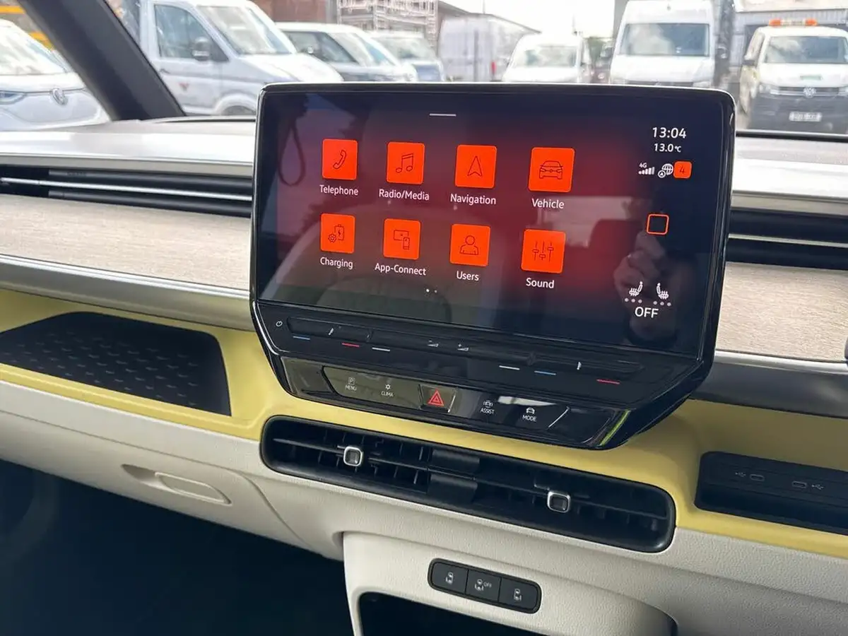 2024-volkswagen-idbuzz-e-style-standard-big-7