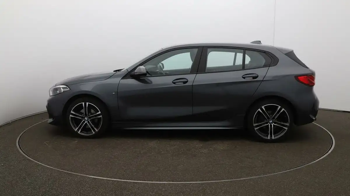 2021-bmw-1-series-15-118i-m-sport-lcp-big-55