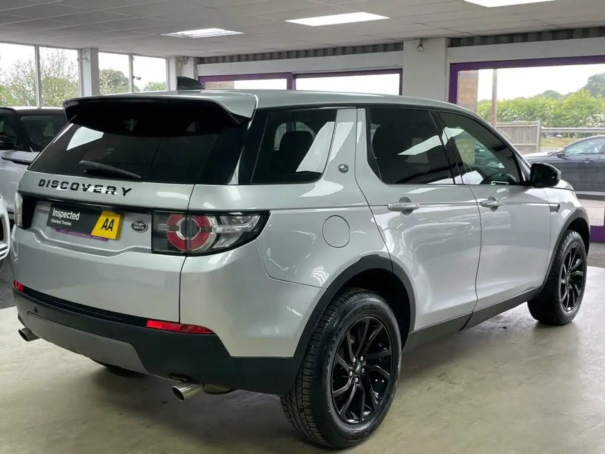 2018-land-rover-discovery-sport-20td4-se-tech-180ps-big-10