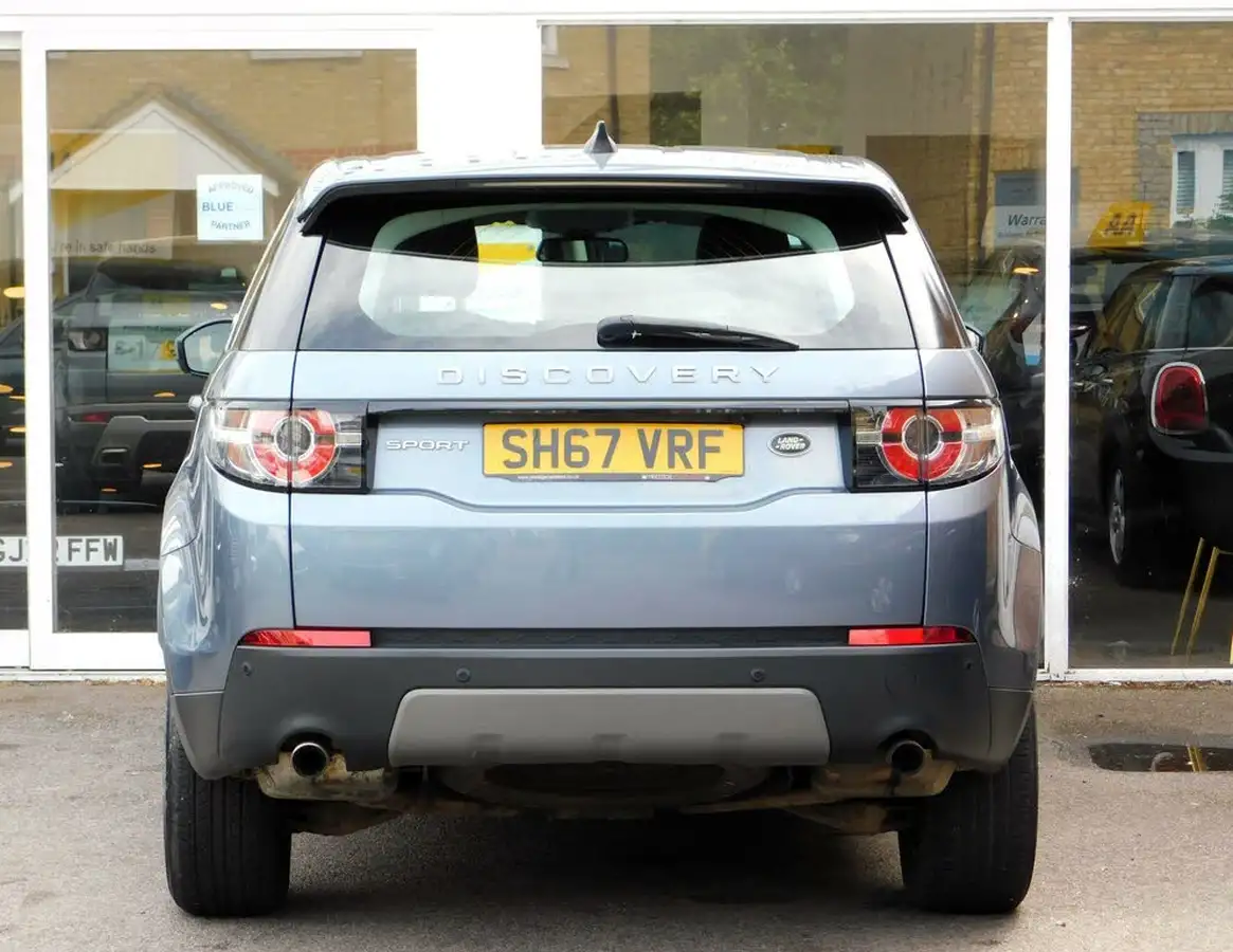 2017-land-rover-discovery-sport-20-si4-se-big-11