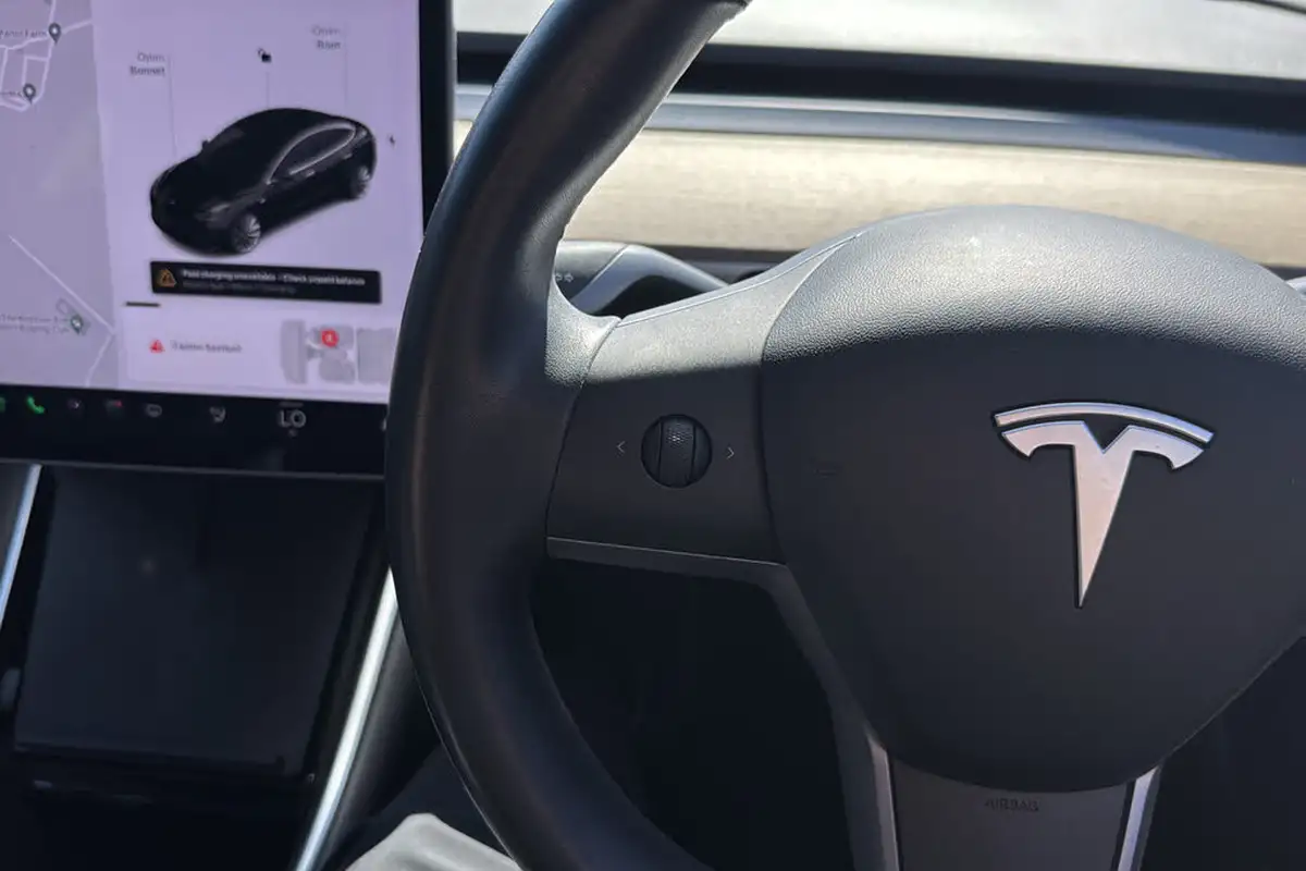 2019-tesla-model-3-e-long-range-4x4-big-15