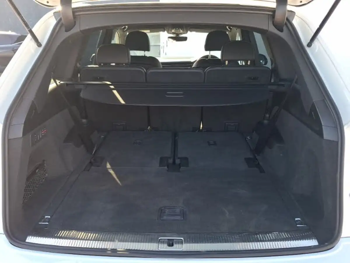 2023-audi-q7-30-55-tfsi-s-line-big-7