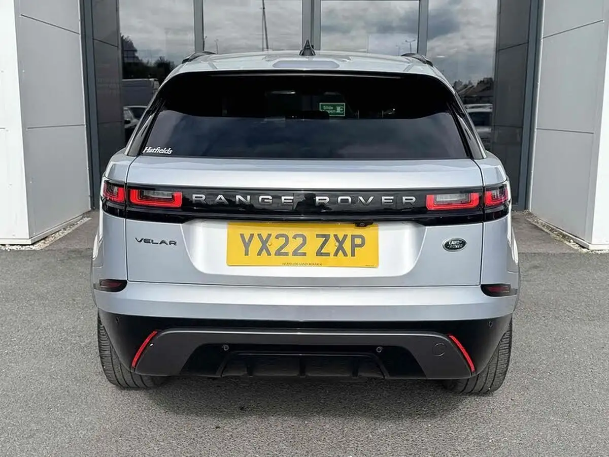 2022-land-rover-range-rover-velar-20-d200-r-dynamic-se-big-15