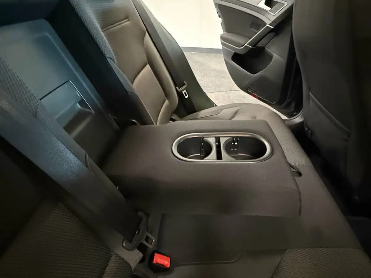 2019-volkswagen-golf-15-tsi-match-edition-150ps-hatchback-big-43