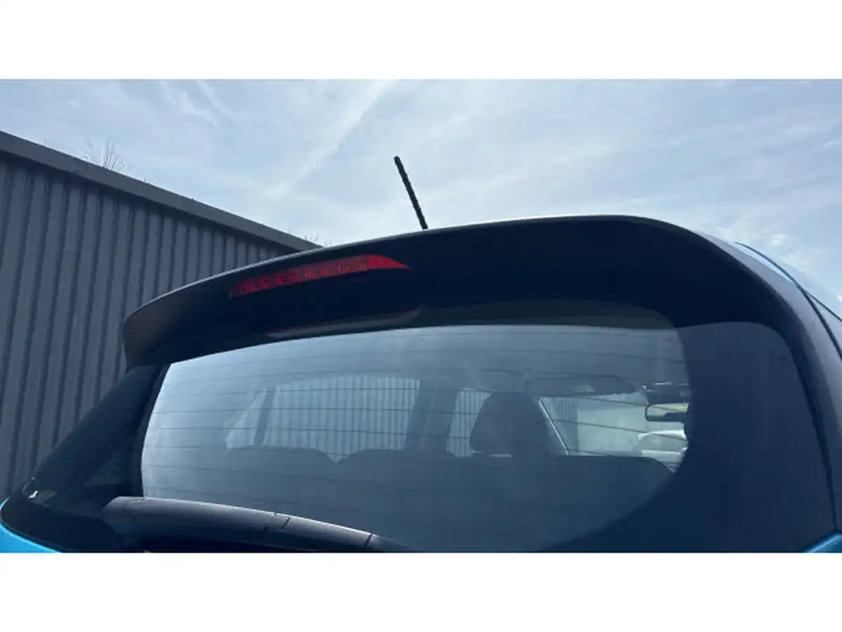 2023-hyundai-i10-12-se-connect-auto-big-31