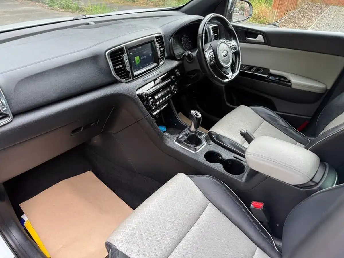 2016-kia-sportage-16-t-gdi-gt-line-big-21