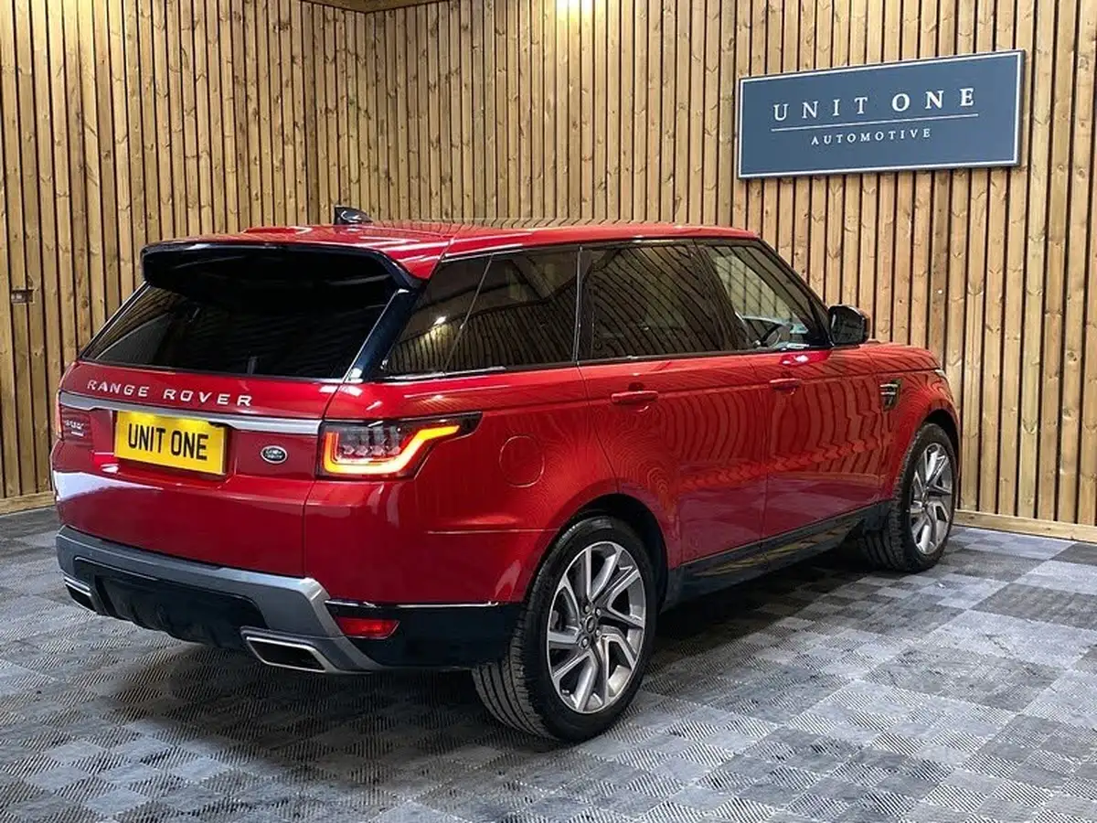 2019-land-rover-range-rover-sport-30-sdv6-hse-big-4