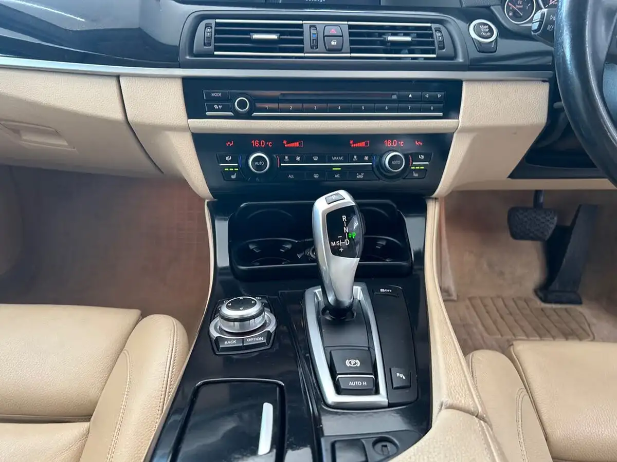 2010-bmw-5-series-30td-530d-se-auto-big-11