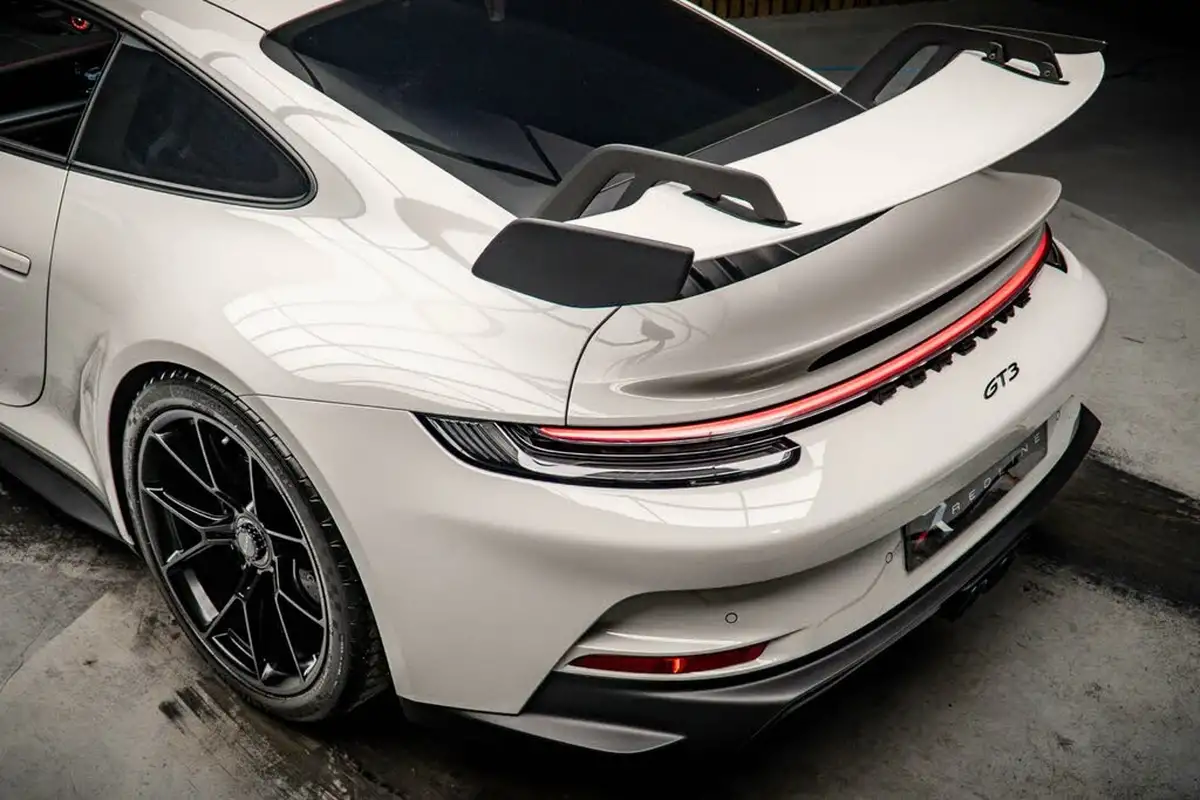 2024-porsche-911-40-gt3-pdk-big-18