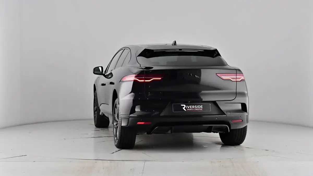 2023-jaguar-i-pace-ev400-hse-black-big-70