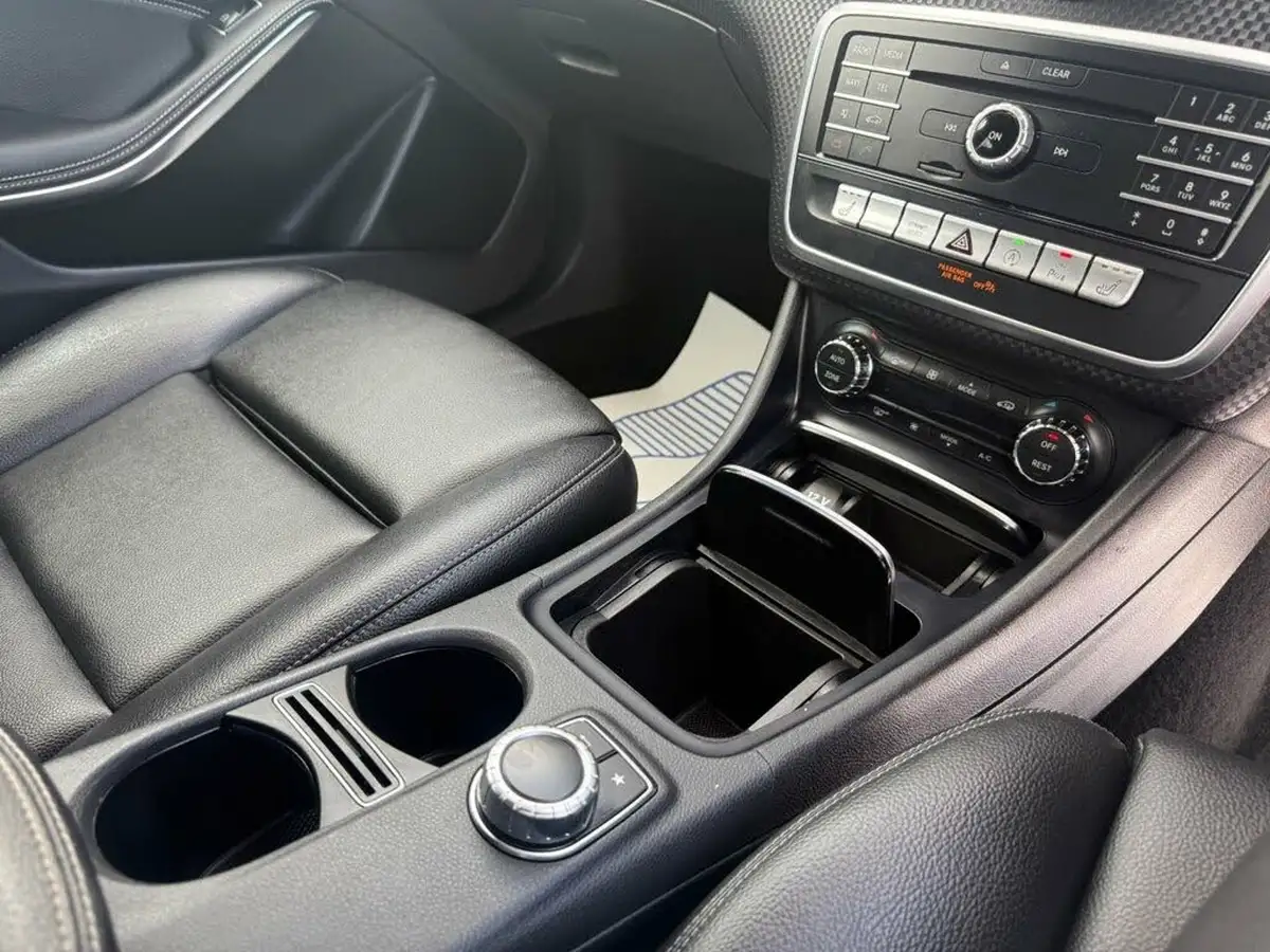 2016-mercedes-benz-a-class-21d-a200d-sport-premiumss-7g-dct-big-5