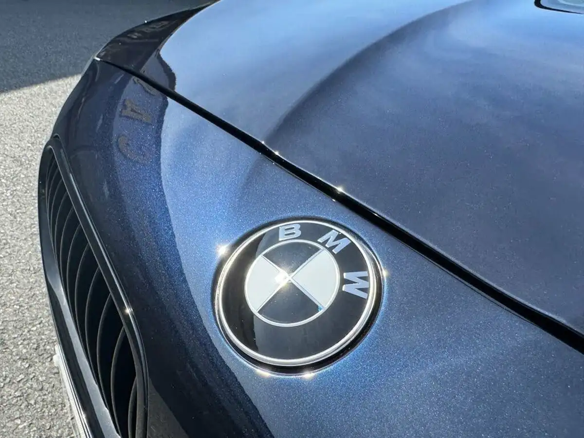 2010-bmw-5-series-44-550i-m-sport-big-28