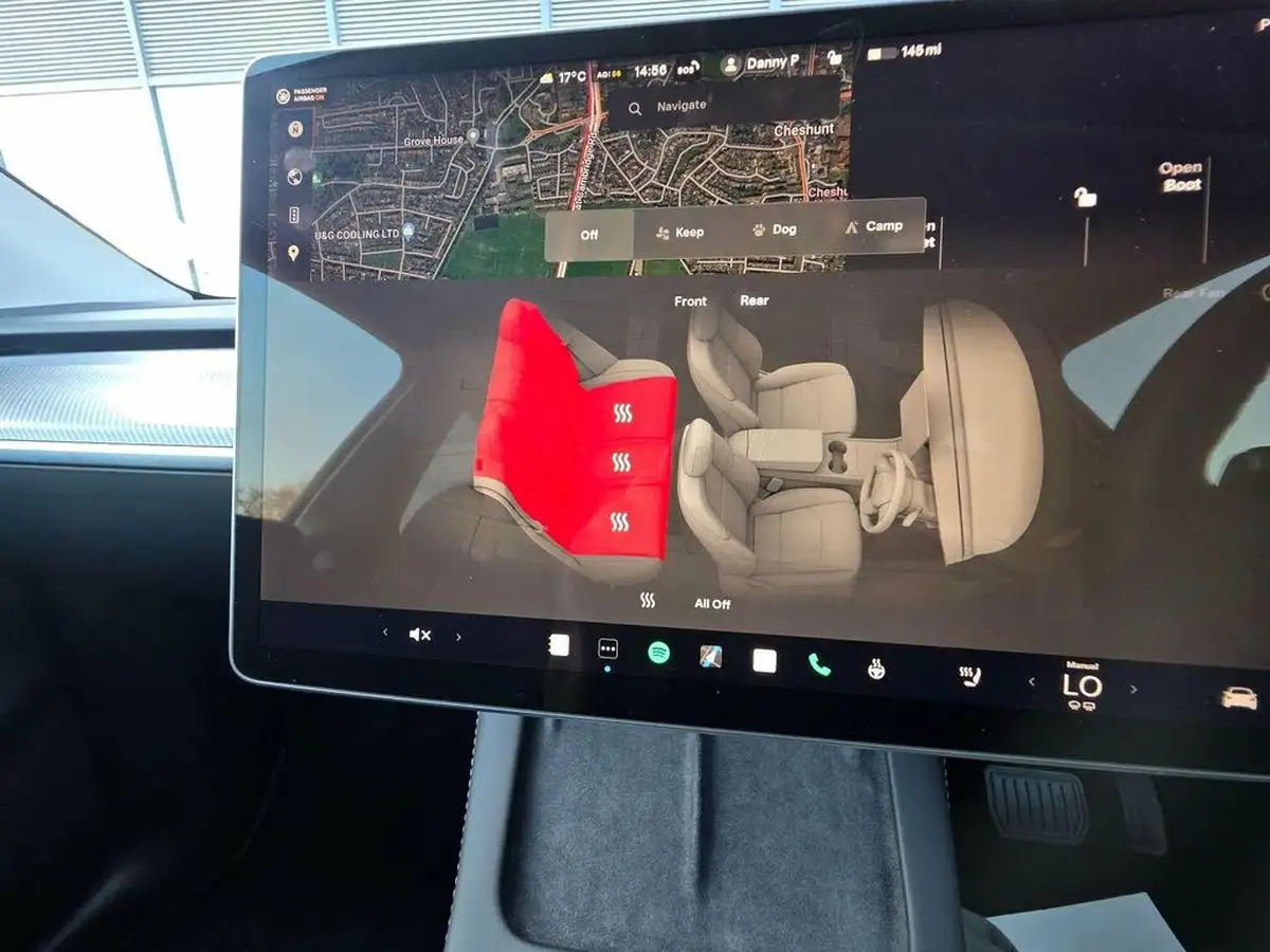 2022-tesla-model-y-e-long-range-big-24