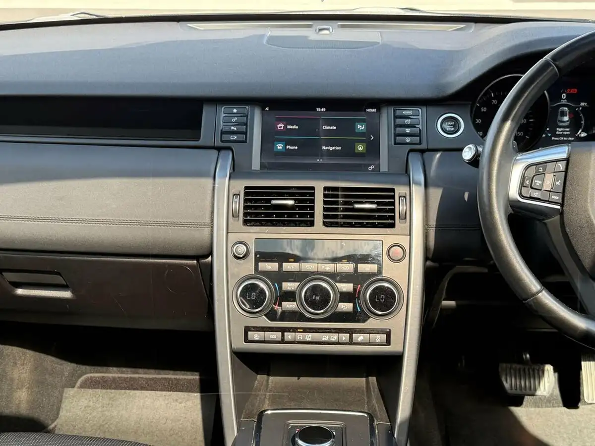2019-land-rover-discovery-sport-20td4-landmark-big-33