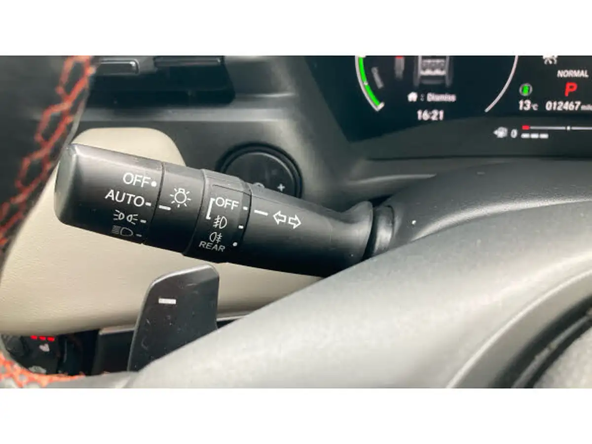 2022-honda-hr-v-15-i-mmd-advance-style-big-20