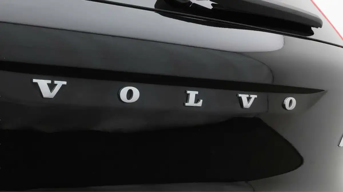2021-volvo-xc40-15-t5-r-design-262bhp-big-21