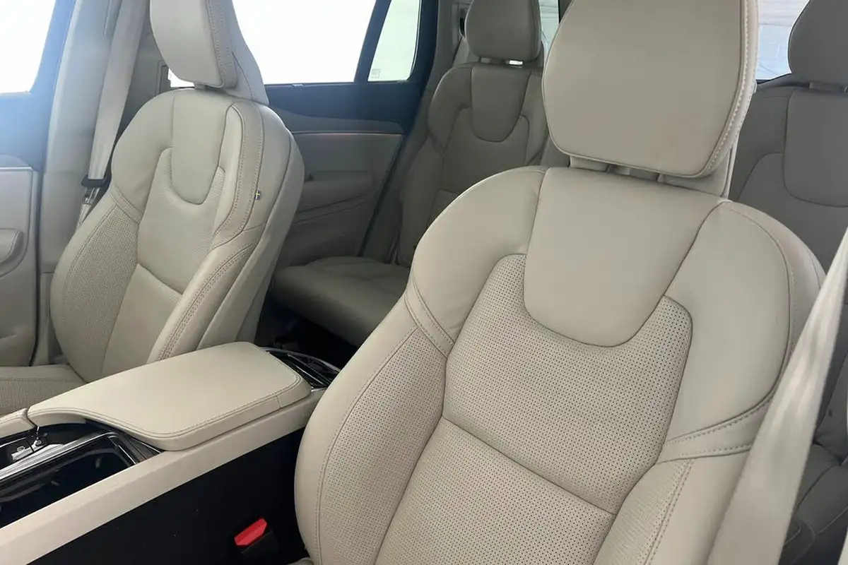 2024-volvo-xc90-20-t8-ultimate-dark-big-32
